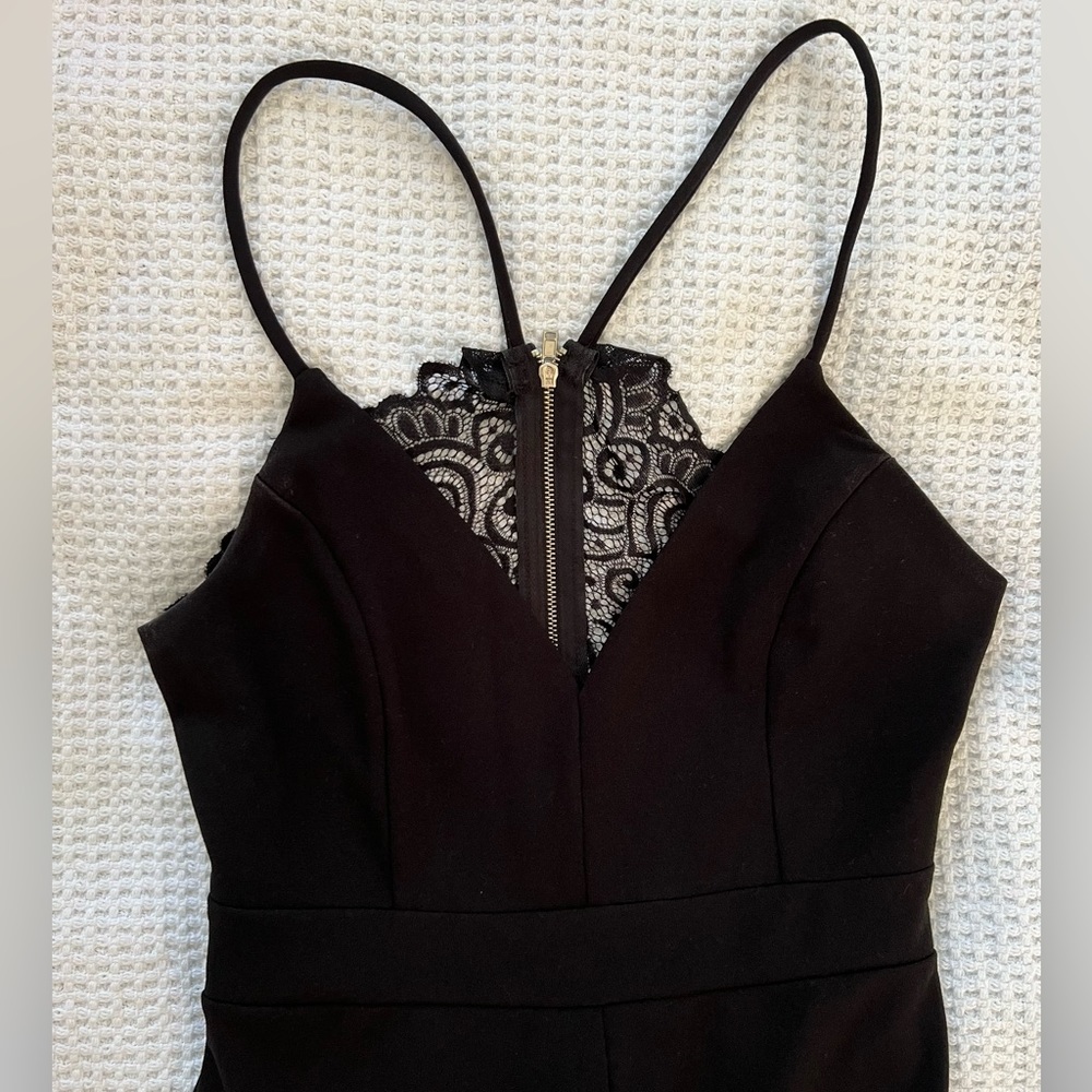 Joe&Elle Jumpsuit - Size M